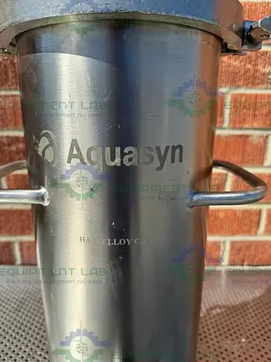 USED AQUASYN HASTELLOY C 22 SINGLE WALL  14 LITER TANK W/ AQUASYN VALVE