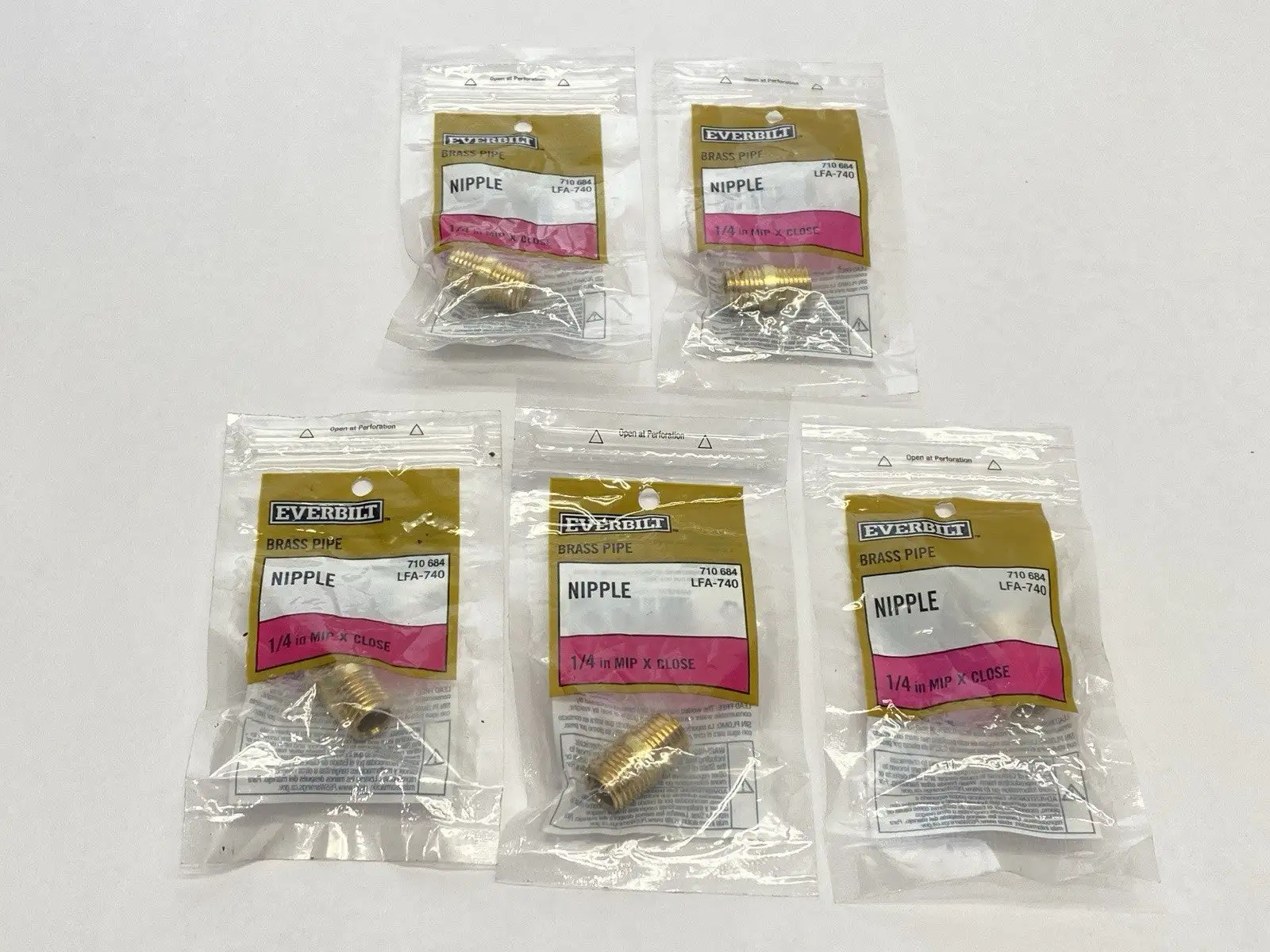 LFA-740 | Everbilt  Brass Pipe Nipple 1/4" x Close LOT OF 5 - New