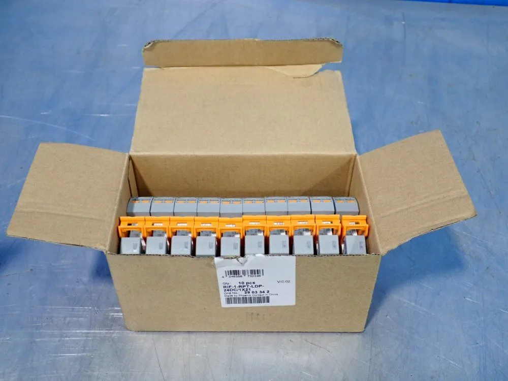 Used PHOENIX CONTACT RIF1BPT2X21 Relays & Switches Ohio US | HGR 24 #1006733