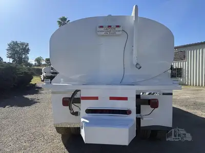 Used 2016 FREIGHTLINER BUSINESS CLASS M2 106 Water Trucks California US | Mittry Construction #1363453