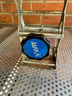 Used VWR 6" X 6" X 10" STAINLESS STEEL TABLE-TOP LAB JACK Miscellaneous Laboratory Equipment California US | Equipment Lab #1330302