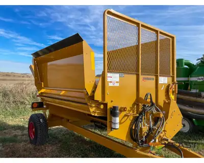 Used HAYBUSTER _UNKNOWN_ Bale Choppers - Feeders Iowa US | Keast Enterprises #1360295