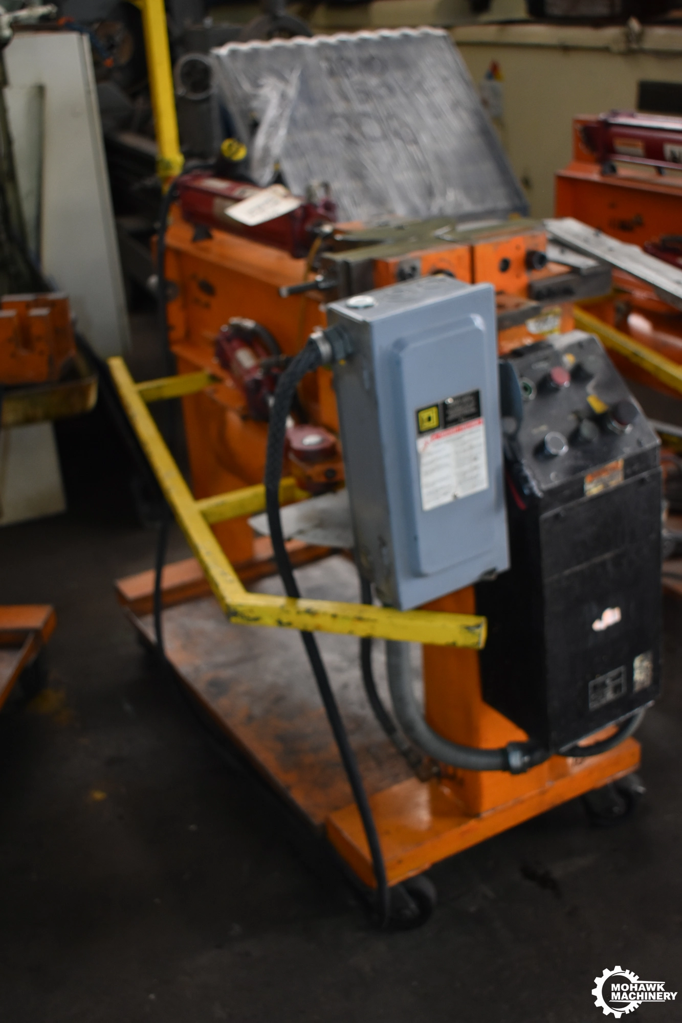 3" HUTH "2800" HORIZONTAL HYDRAULIC SHAPE PIPE & TUBE BENDER - DEPTH OF BEND INDICATOR