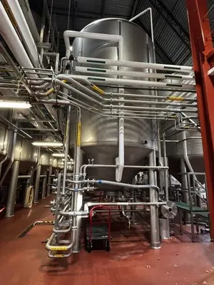 2010 MUELLER 8,300 GALLON Stainless Steel Tanks | Perry Equipment (3)