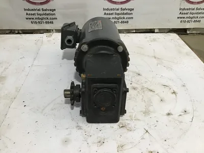 DAYTON industrial motor with IRONHORSE speed reducer