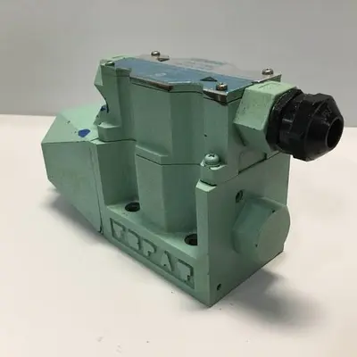 USED VICKERS DG4V52ALMP7LH630