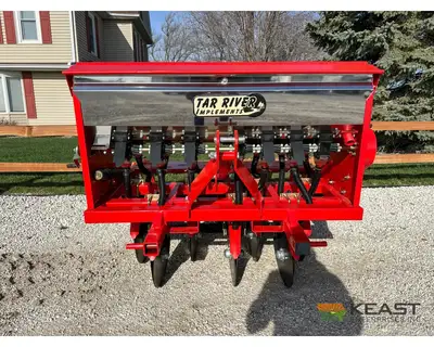 Used TAR RIVER _UNKNOWN_ Food Plot Seeders Iowa US | Keast Enterprises #1360509