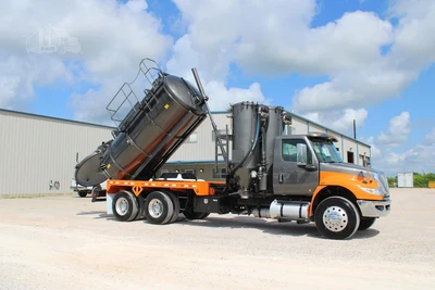 Used 2020 INTERNATIONAL MV Septic/Sewer/Vacuum Trucks Texas US | Roll Off Truck World #1491776