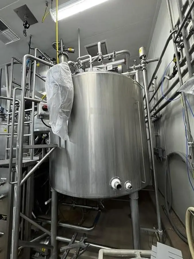 Used 2017 QUALTECH TANK 1000 USG Stainless Steel Tanks California US | Machinery & Equipment #1323241