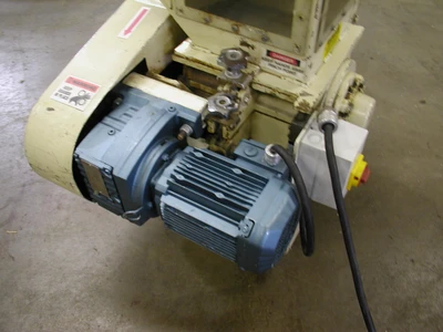 1993 NISSUI FNSK-04E Granulators | Aqua Poly Equipment Company (3)