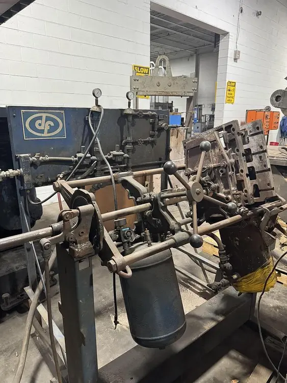 Used DEPENDABLE CORE MACHINE Core Machines Ohio US | World Equipment and Machine Sales #394744
