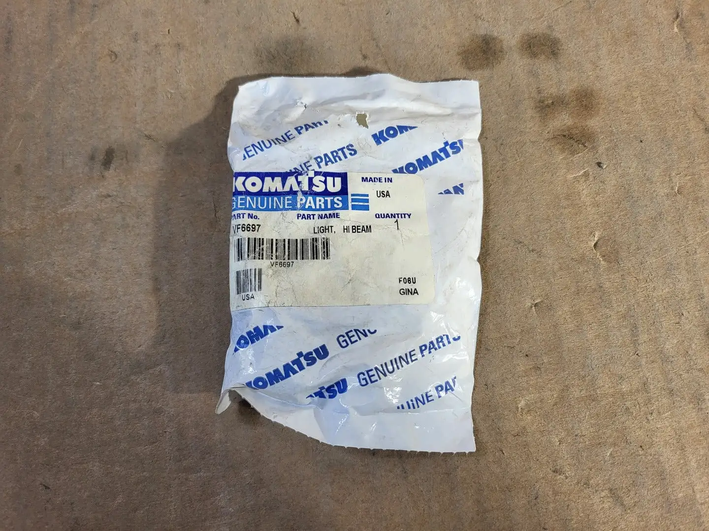 NEW KOMATSU VF6697