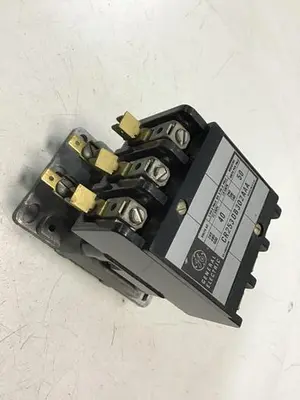 USED GENERAL ELECTRIC / GE CR253DB302AAA