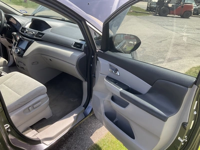 USED 2016 HONDA ODYSSEY