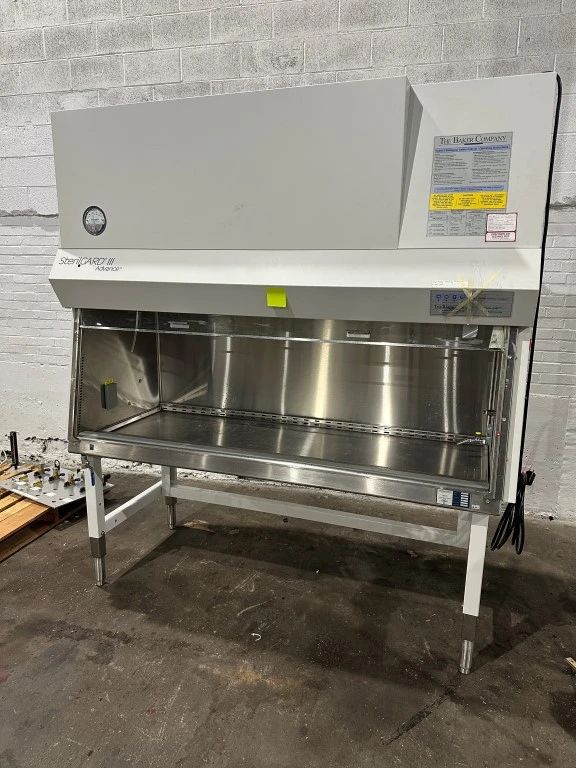 BAKER CO SG603A BIOLOGICAL SAFETY CABINET / H