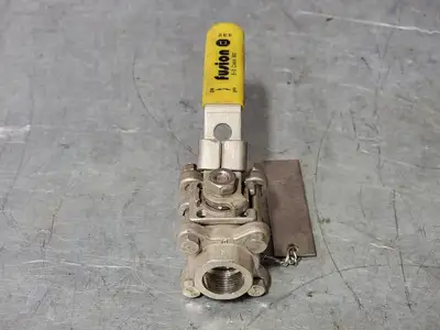 USED FUSION 332