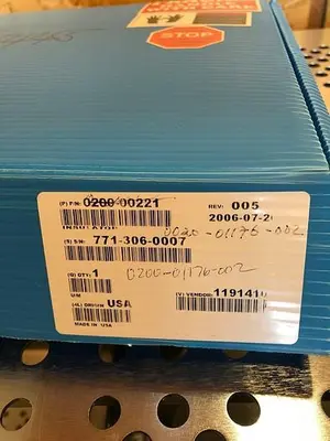 METRON (USED QUARTZ COVER TOP) 0200-1176-002,WITH CLEAN PART QUARTZ PEDESTAL TOP