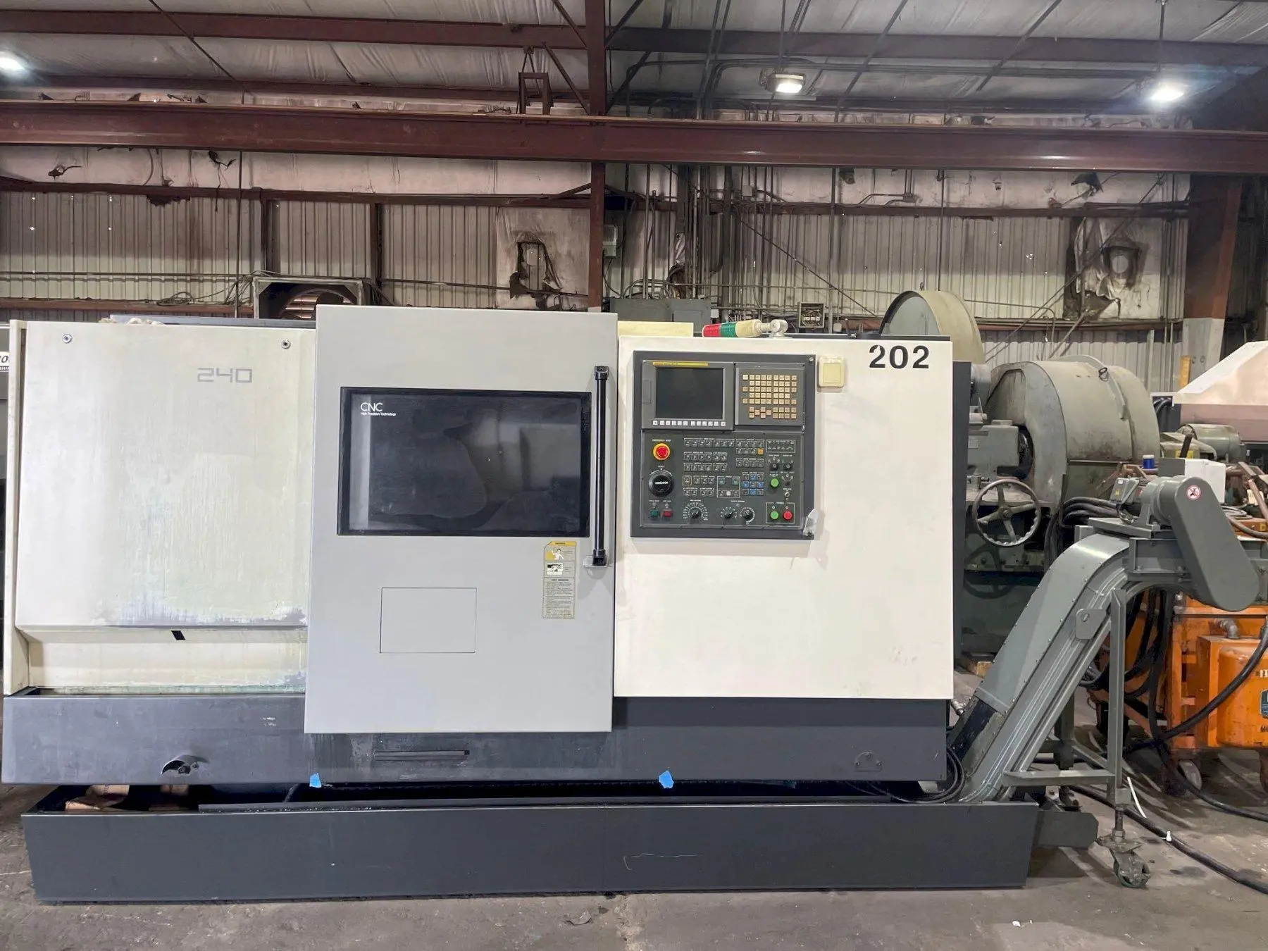 USED 2008 HWACHEON CUTEX 240