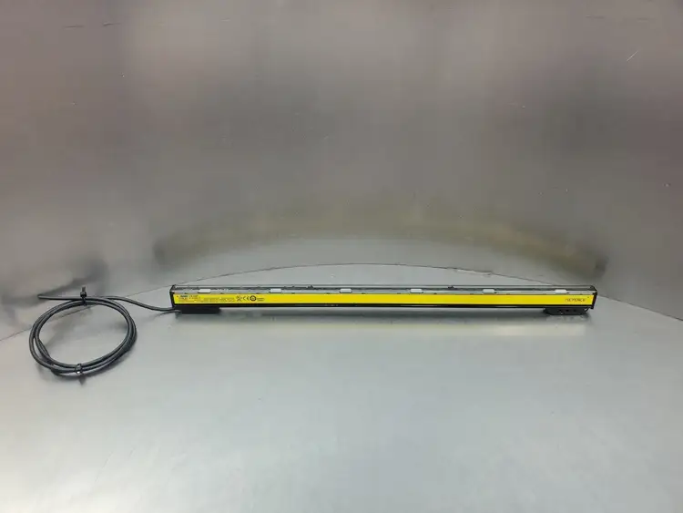 Used KEYENCE GL-S24SH-R Safety Light Curtain Receiver Module Light Curtains & Grids South Carolina US | Palmetto Automation #1158060