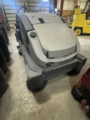 Used 2018 NILFISK CS7000 48D Washers/Scrubbers Michigan US | Aucto #1335125