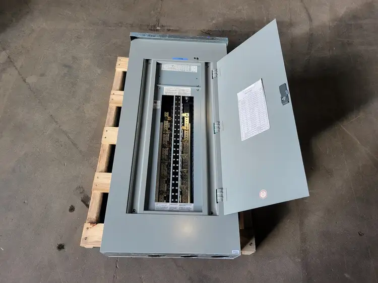 Used CUTLER-HAMMER PL1 Switchgears British Columbia CA | Lenmark #835511