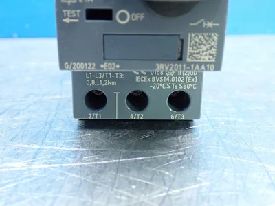 NEW SIEMENS 3RV20111AA10
