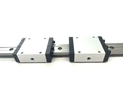 Used igus drylin® T Standard Carriage 2x, 16-1/8" Rail MISSING CLAMPS Slides Michigan US | Maverick Industrial Sales #1397742