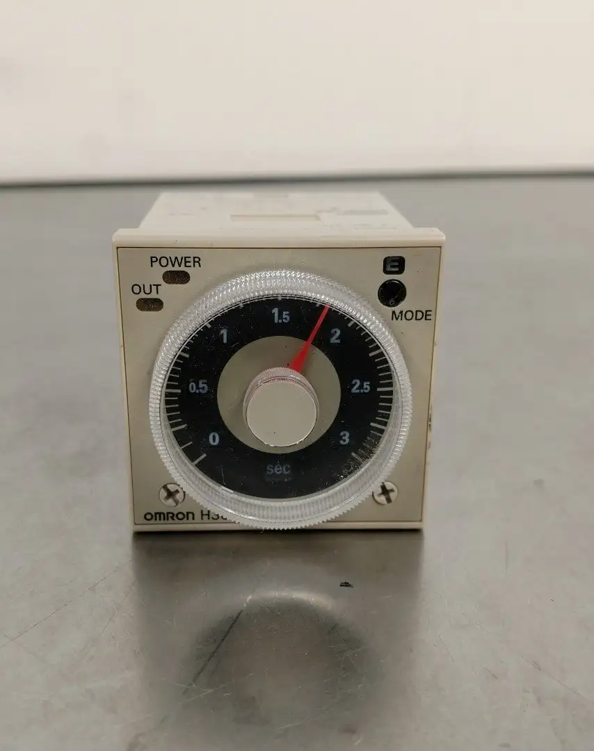 USED Omron H3CR-A8