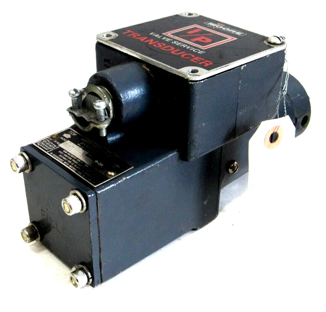 USED MOORE 771-8BNF2 TRANSDUCER INPUT 4-20 77A8BNF2