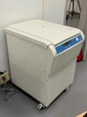 Used _UNKNOWN_ _UNKNOWN_ Centrifuge - Floor Rhode Island US | Federal Equipment Company #1347680