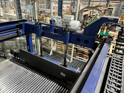 2005 KRONES KRONES PRESSANT PALLETIZER 1A Packaging Equipment | Global Machine Brokers, LLC (8)