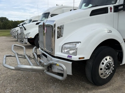 Used 2024 KENWORTH T880 TRUCK TRACTOR Conventional trucks Michigan US | Miedema Asset Management Group #1709430