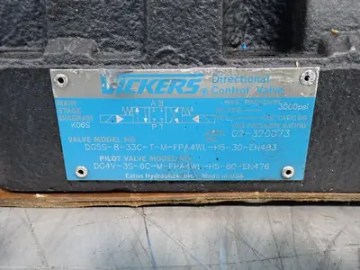 USED VICKERS DG5S833CTMFPA4WLH530EN483