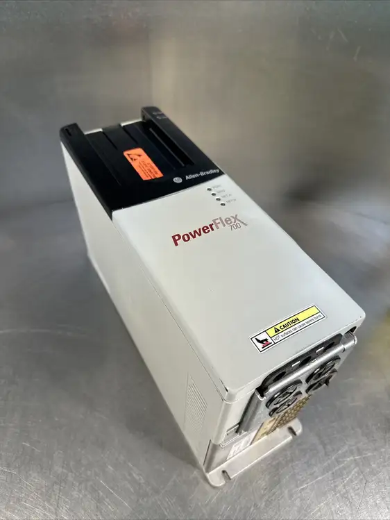 Used ALLEN BRADLEY PowerFlex 700 PLC Processors | Palmetto Automation #1153557