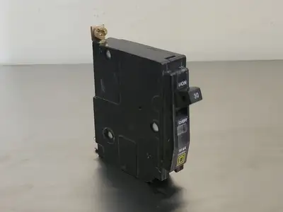 Used SQUARE D QOB130 Switchgears British Columbia CA | Lenmark #241977