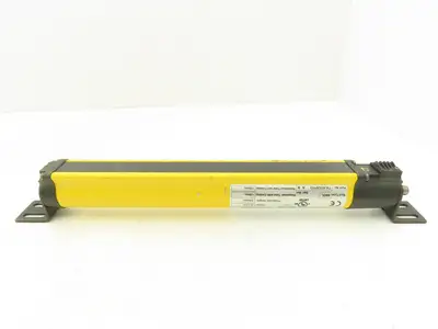 Allen Bradley 440L-T4J0320YD Light Curtain Guardmaster Transmitter Ser A Rev A