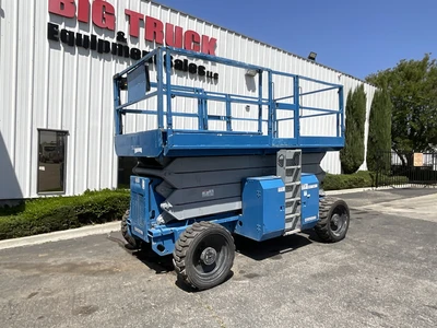 Used 2008 GENIE GS4390 Scissor Lifters California US | Big Truck & Equipment #1412273