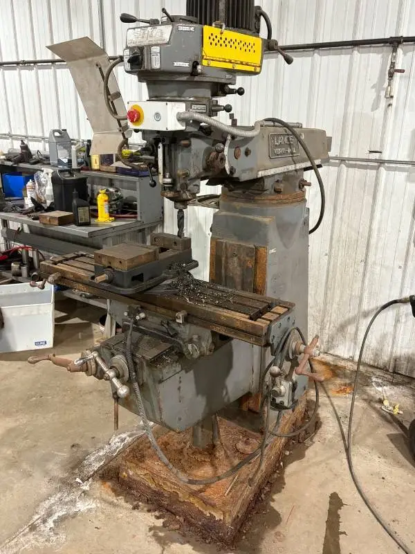 Lance Verti-Mill Vertical Milling Machine