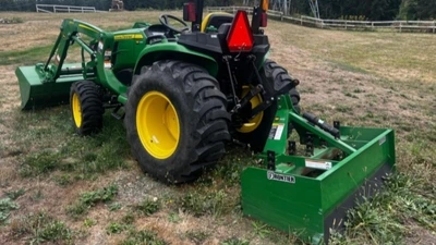 USED 2021 Deere 3025E