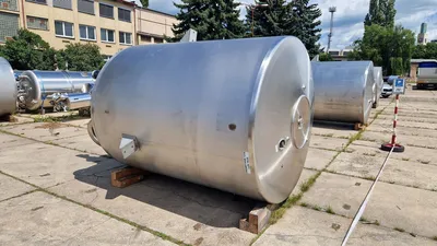 Hoeksma & Velt 6,000 Litre Stainless Steel Tanks | Perry Equipment (6)