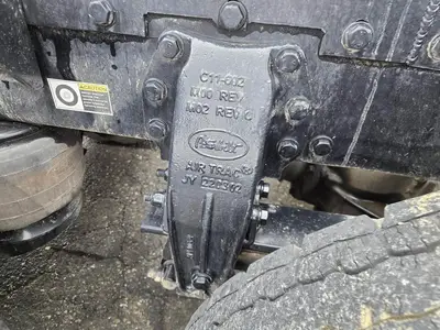 USED 2023 PETERBILT 389