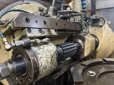 LIEBHERR L-402 Gear Hobbers | International Used Machinery / Syracuse Machine Tools Inc. (5)