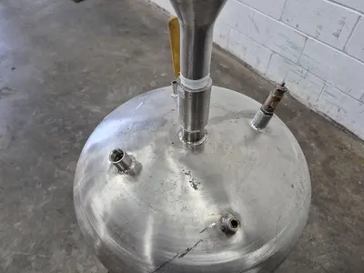 10 Gallon Pressure Tank
