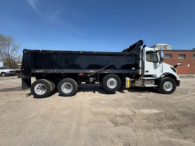 2023 VOLVO VNR300 Dump Trucks | Platinum Group (8)