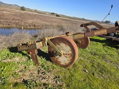 USED 1973 JOHN DEERE PR