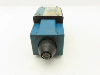 Used VICKERS _UNKNOWN_ Valves/Fittings Indiana US | Arrow Industrial #1316967