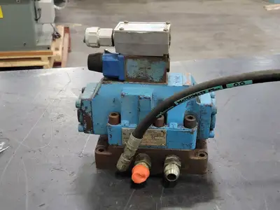USED VICKERS DG5S8 2AMWB 20 S324