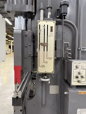 Used CINCINNATI INC 135CB-8 Press Brakes Georgia US | The Equipment Hub #1293526