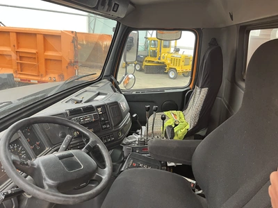Used 2003 VOLVO VHD 6X4 Dump trucks Michigan US | Miedema Asset Management Group #1414287