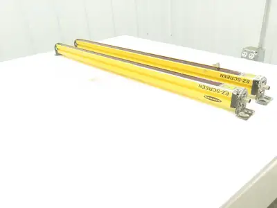 Banner SLSR30-900Q8 EZ-SCREEN Safety Light Curtain Emitter Receiver Set 900mm